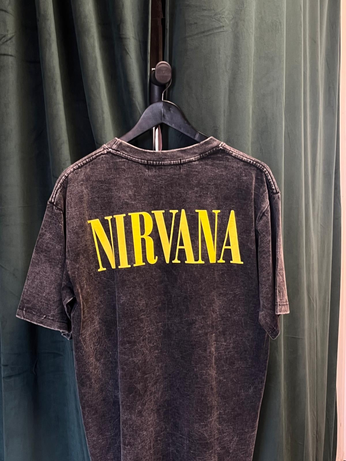 Nirvana T-paita