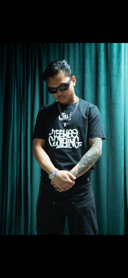 Osw x Teekoo Clothing T-paita musta